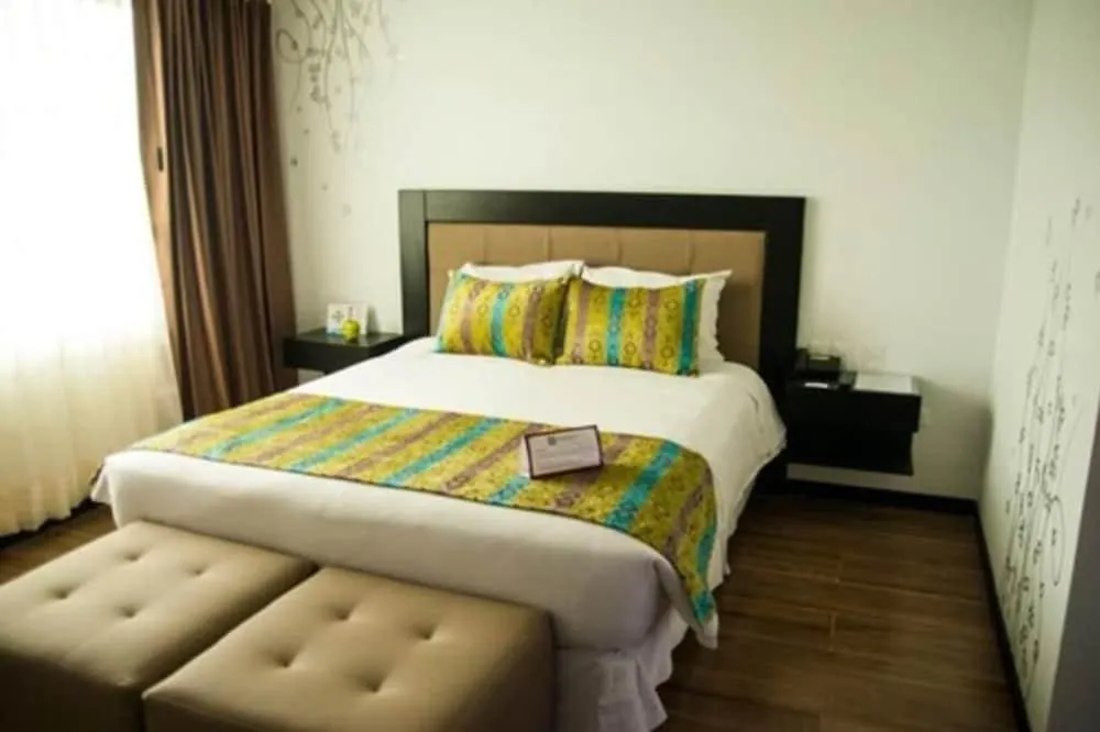 Embassy Quito Hotel