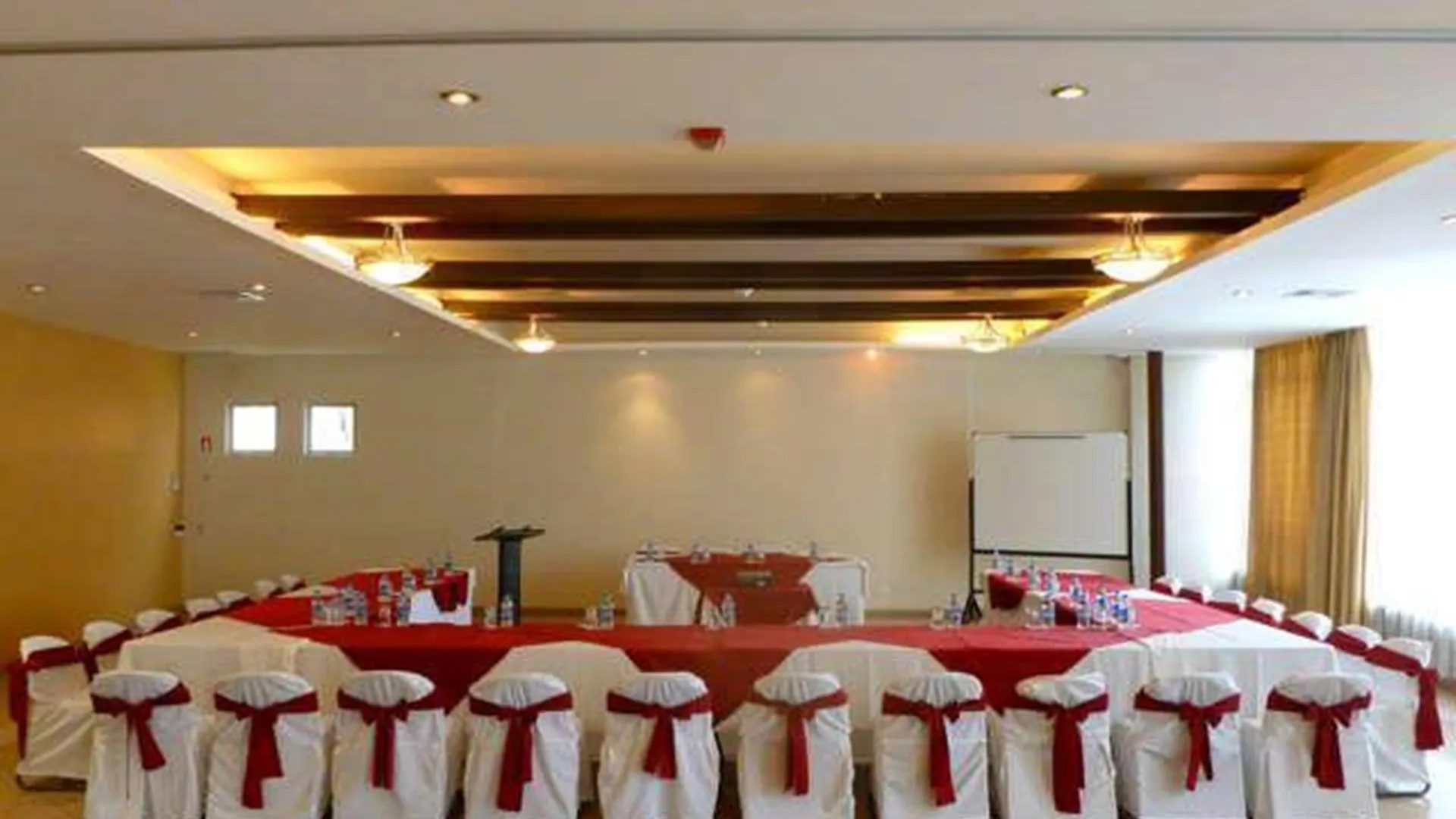 Embassy Quito Hotel