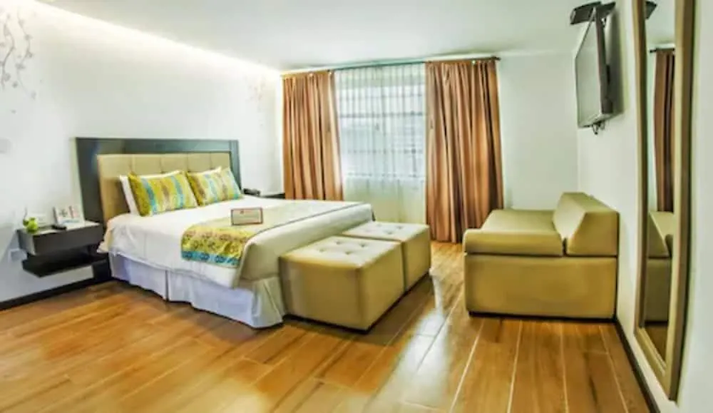 Embassy Quito Hotel