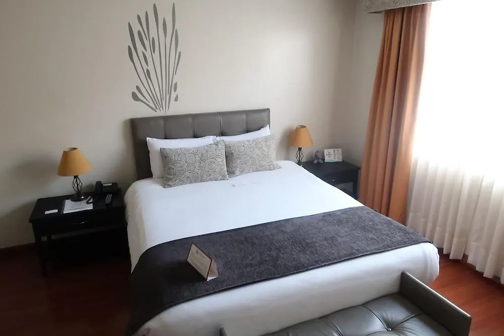 Embassy Quito Hotel