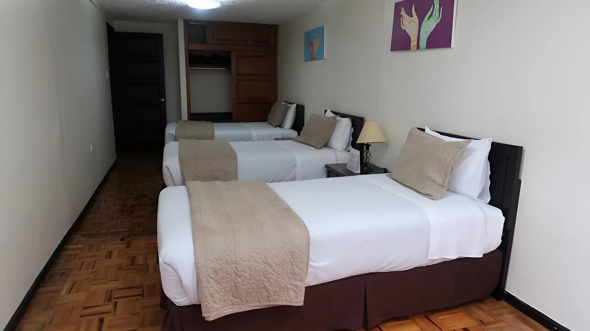 Embassy Quito Hotel 4*,