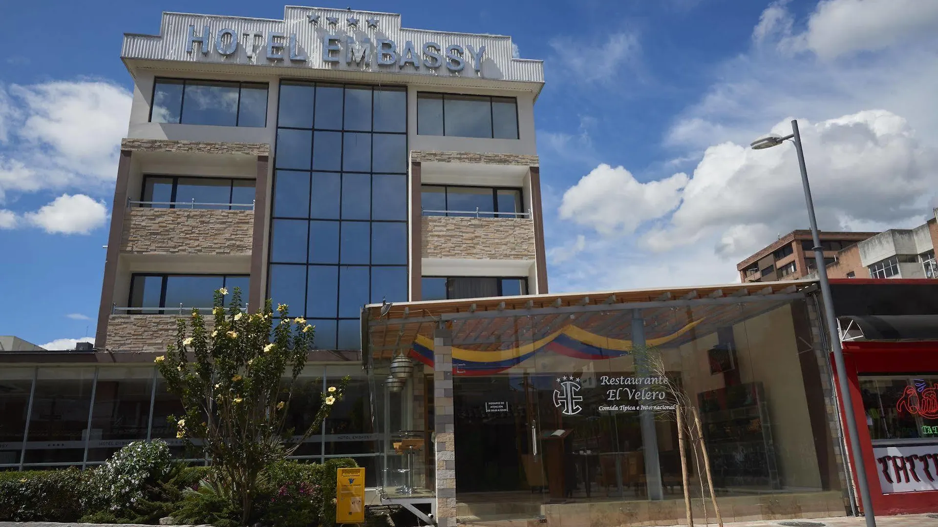 Embassy Quito Hotel