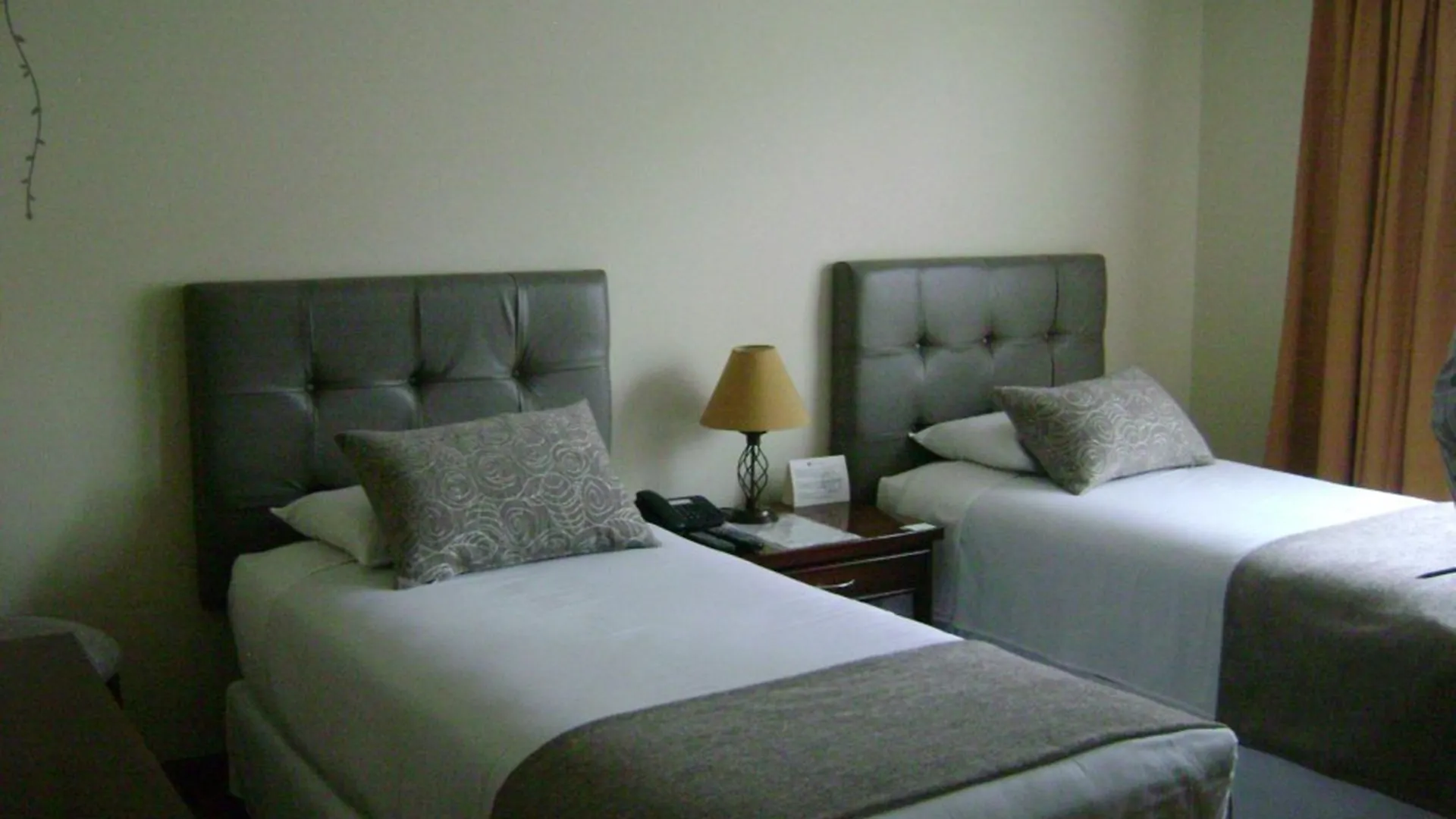 Embassy Quito Hotel