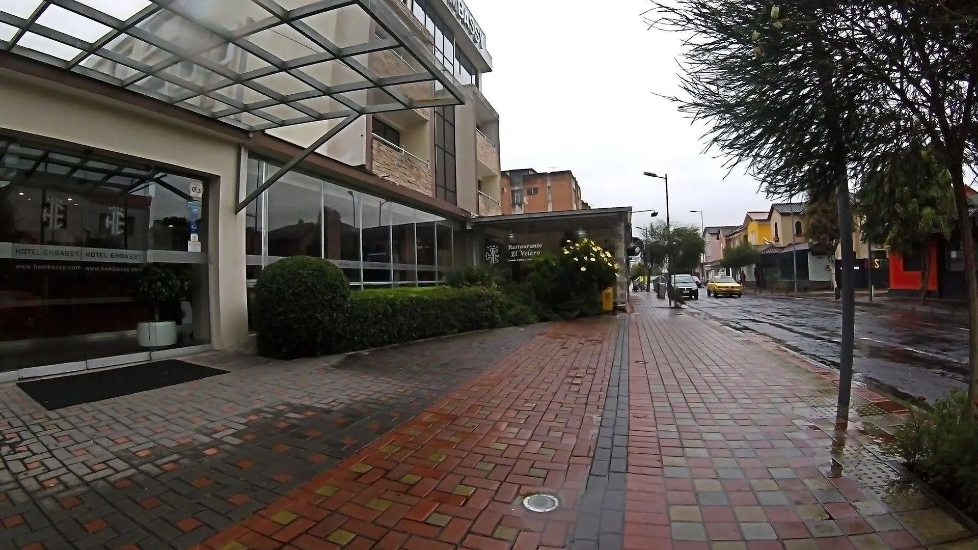 Embassy Quito Hotel